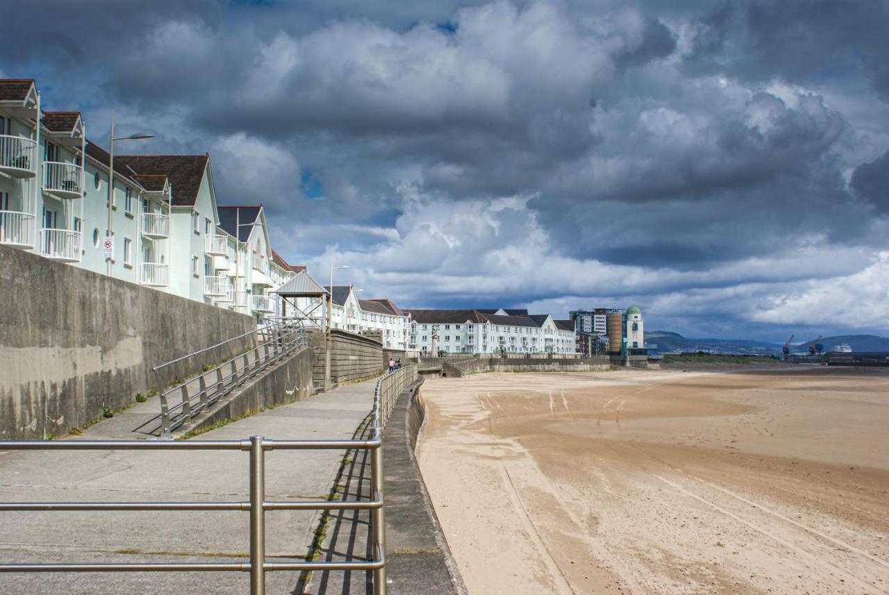 Coastal City Rooms - Waterfront Swansea Exteriör bild