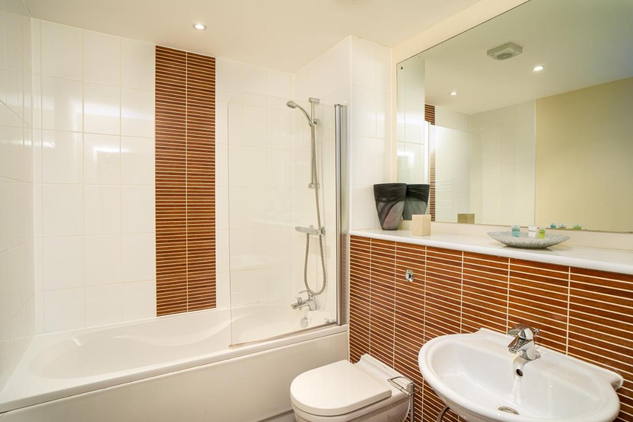 Coastal City Rooms - Waterfront Swansea Exteriör bild