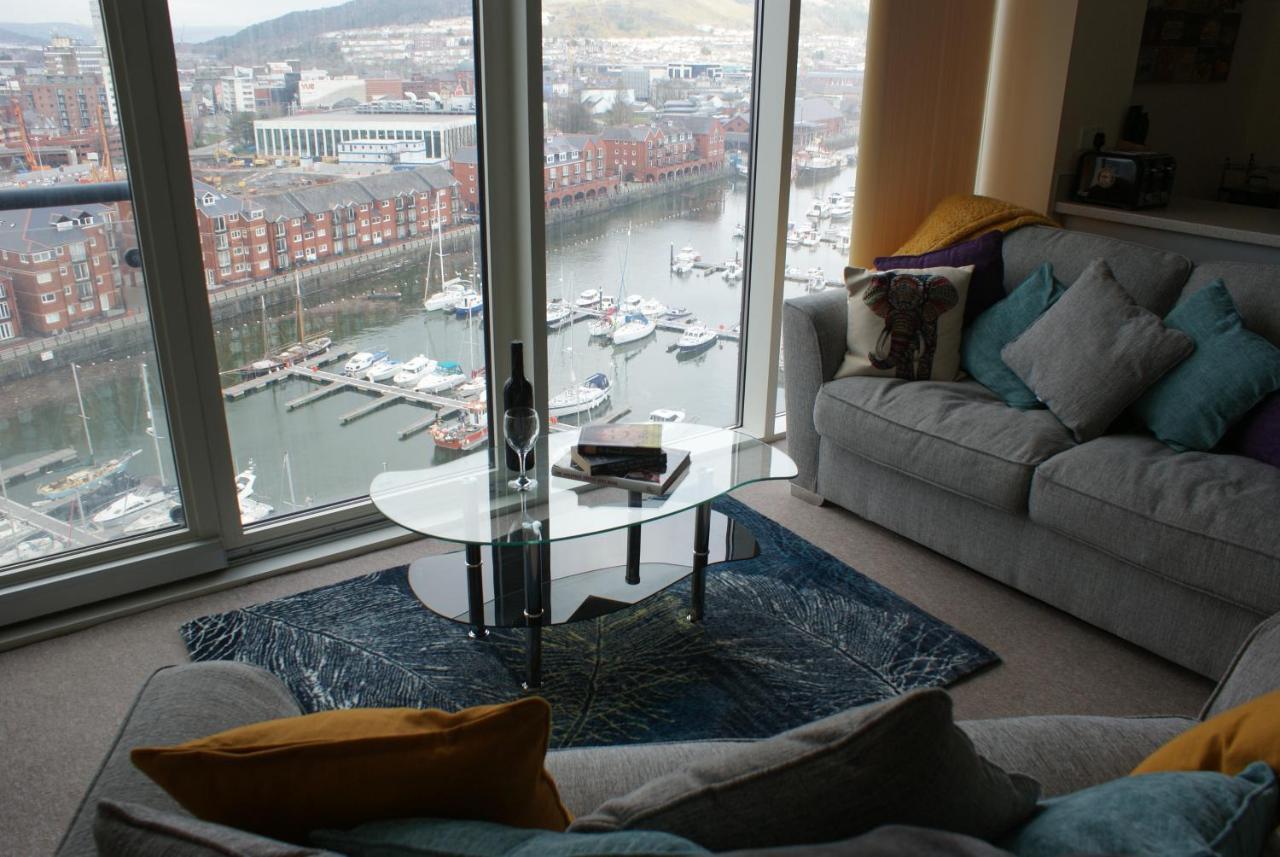 Coastal City Rooms - Waterfront Swansea Exteriör bild